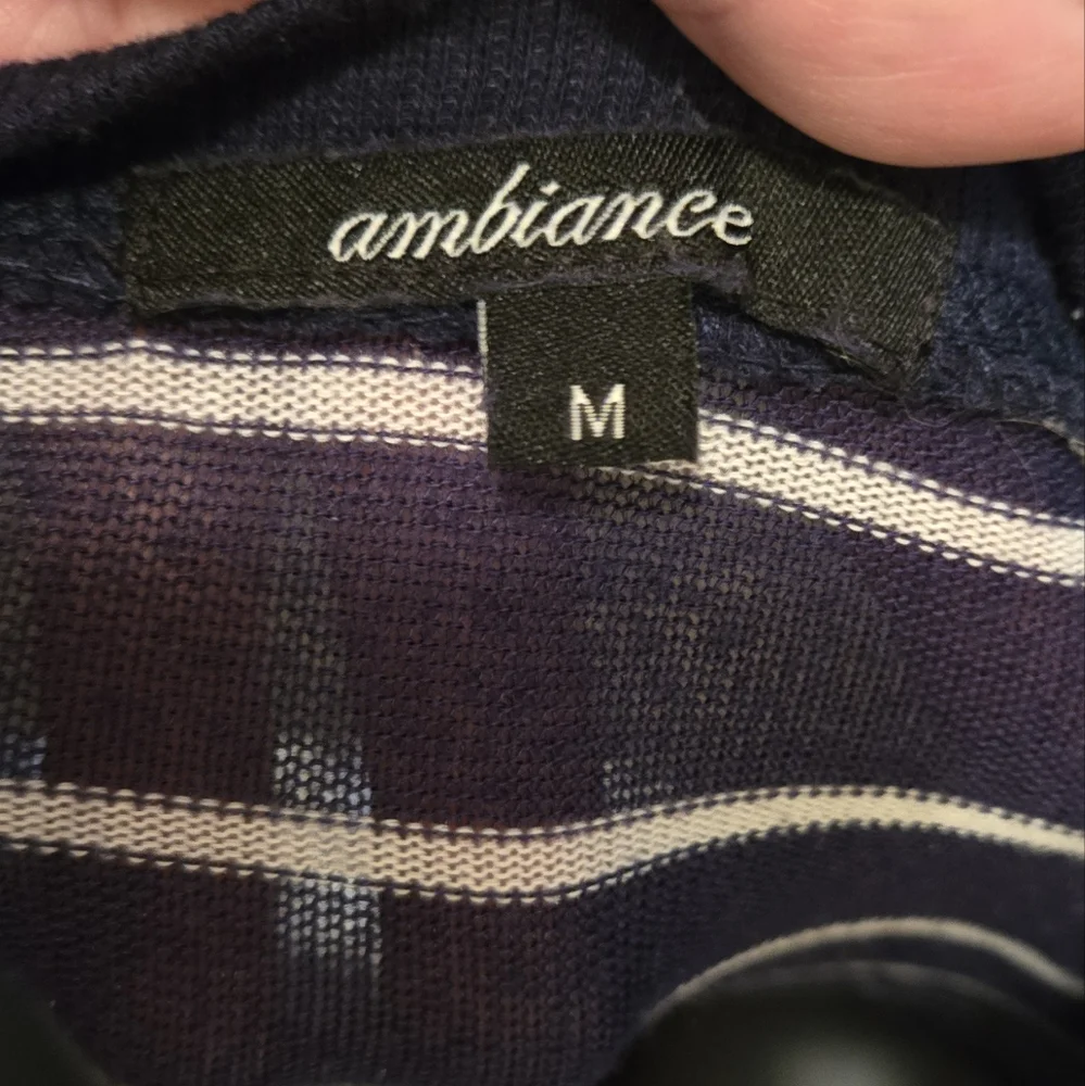Ambiance dark blue & white stripped l9ng sleeve lightweight sweater szM - Picture 4 of 4